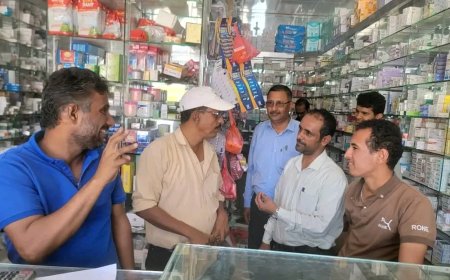 بتوجيهات المحافظ بن الوزير .. حملة ميدانية على وكالات الأدوية والصيدليات لتطبيق التسعيرة الجديدة