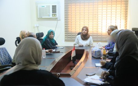 رئيسة اللجنة الوطنية للمرأة تلتقي السفيرة الهولندية في عدن لمناقشة تعزيز دور المرأة