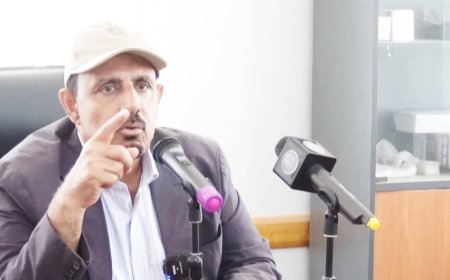 محافظ حضرموت ينفذ جولة تفقدية حافلة بمديرية الضليعه ويوجه ويتفقد مشاريعًا حيوية