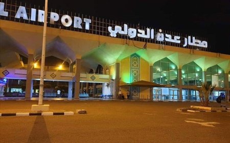 سلطات أمن مطار عدن الدولي تضبط مطلوبًا بتهمة الشروع بالقتل أثناء عودته من السعودية