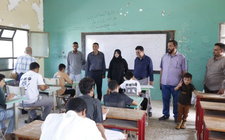 مدير إدارة التربية والتعليم بدارسعد يدشن امتحانات القبول والمفاضلة في ثانوية عدن النموذجية
