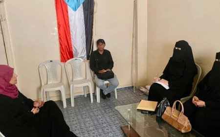 فريق من مجلس المستشارين يطّلع على جهود مركز عدن للتوعية من خطر المخدرات