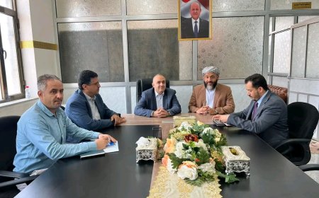 وزارتا الأوقاف والمالية تبحثان ترتيبات موسم الحج القادم