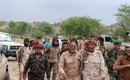في موكب جنائزي مهيب الآلاف يشيعون جثمان الشهيد البطل الجندي مدين عبد الله علي ناجي
