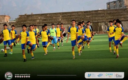 الأحمر الصغير يكثف تحضيراته في معسكر لودر استعداداً لكأس الخليج