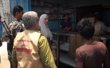 إغلاق مخبز مخالف في القلوعة بعدن بقرار فوري من وكيلة نيابة الصناعة والتجارة