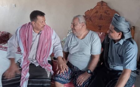 مدير عام رضوم بمحافظة شبوة يزور مديري المديرية والثروة السمكية السابقين ويشيد بعطائهم