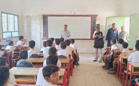 مدير عام مديرية خنفر يدشّن العام الدراسي الجديد في مدارس المديرية