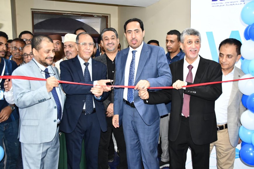 الاشول والبكري يفتتحان المعرض الأول لشركات نادي رجال الأعمال (BCEXPO) في الصالة المغلقة بالعاصمة عدن