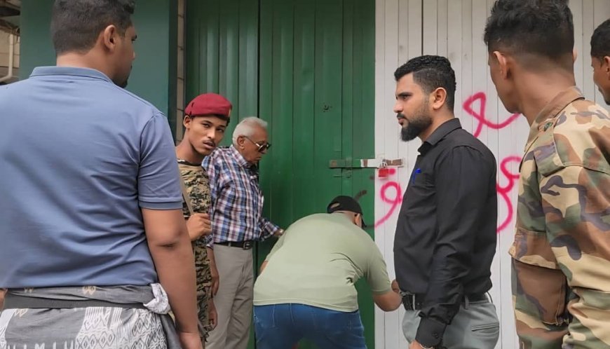 شرطة وادي حضرموت بالتنسيق مع مكاتب الصناعة والتجارة تنفذ حملة أمنية لضبط أسعار السلع في الأسواق المحلية في المديريات