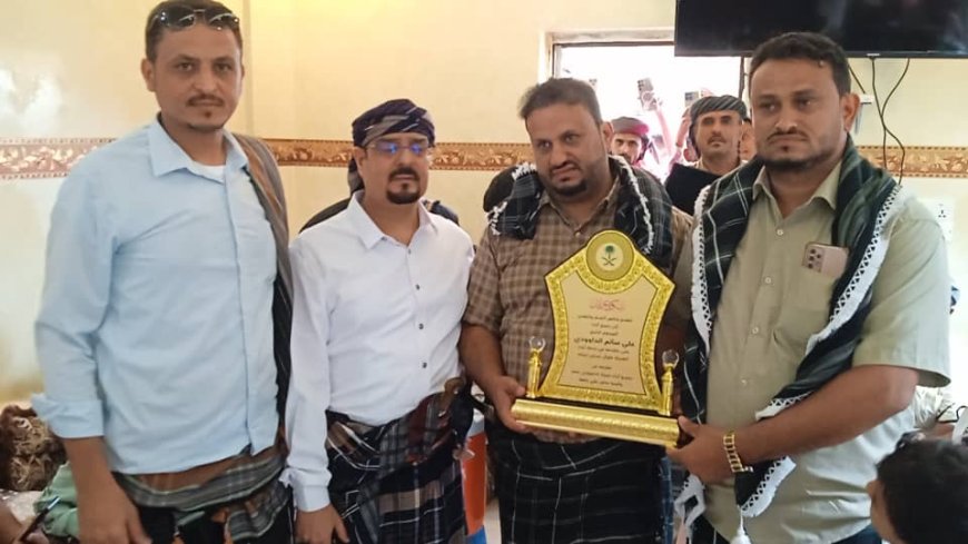 تنصيب الدكتور أحمد يسلم حنش شيخاً لقبيلة آل داؤود بيافع كلد وسط حضور قبلي وشعبي واسع