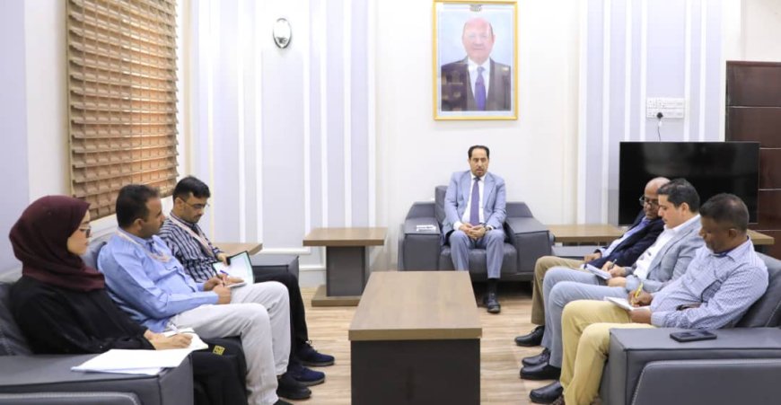الوزير البكري يناقش مع منظمة "هلب كود" ما تم إنجازه في اتفاقية الشراكة
