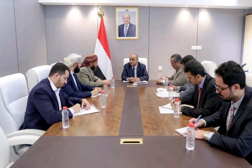 رئيس الوزراء يوجه وزارة الأوقاف بإجراء إصلاحات جذرية في ملف الحج والعمرة