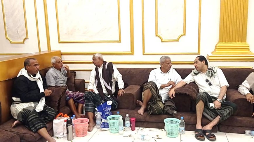 لحج.. قيادات رفيعة تقدم واجب العزاء في رحيل الدكتور وائل شكري