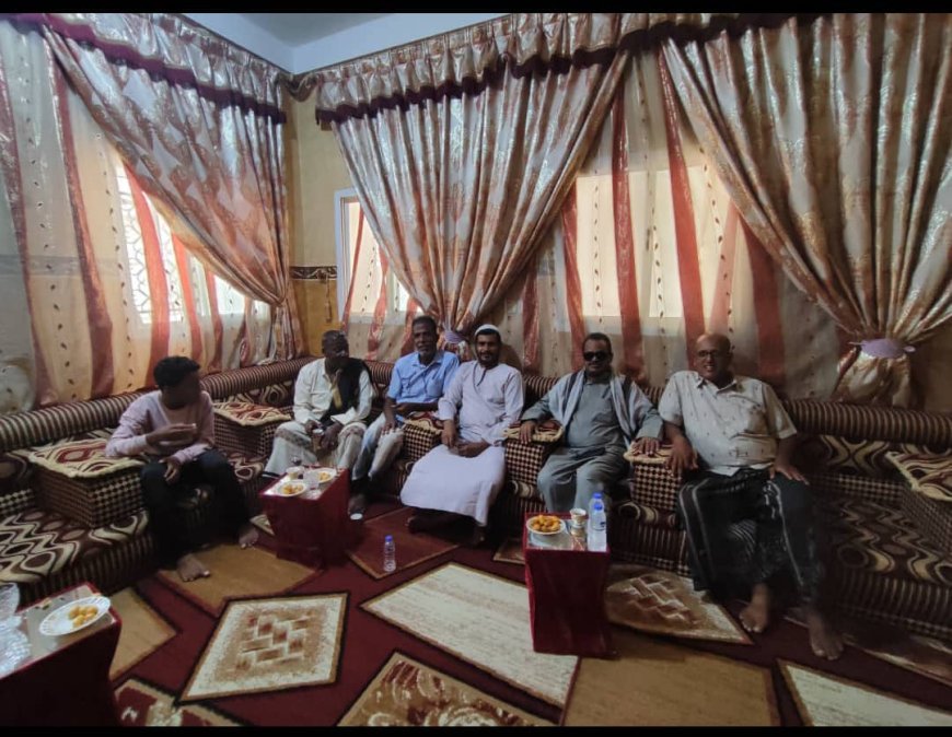 الهيئة الحضرمية لإصلاح ذات البين تزور الأستاذ عوض باحنحن عضو الهيئة وتطمئن على صحته