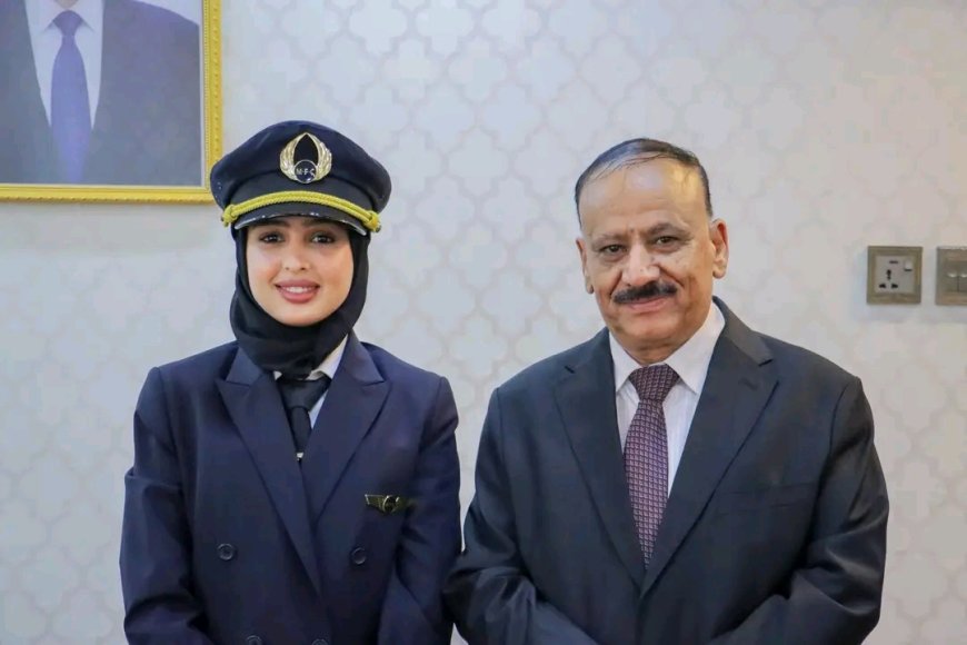وزير النقل يلتقي الكابتن طيار مريم عبد ربه ويؤكد اعتزازه بالكادر النسائي في قطاع النقل