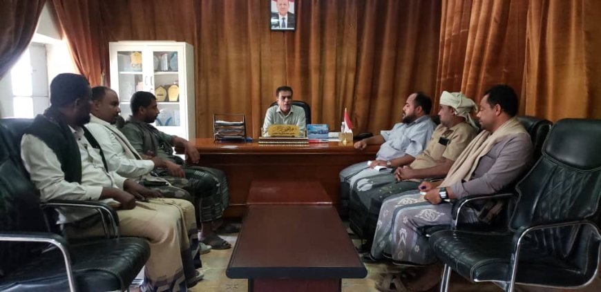 مدير عام مديرية القطن يلتقي موردي بعض المواد الغذائية والبيض