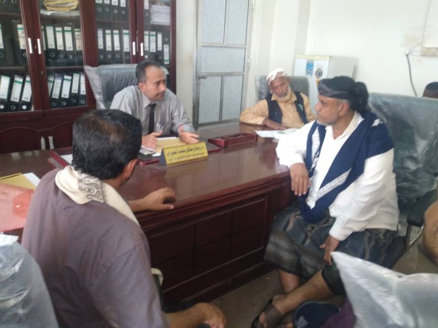 مدير عام تربية أبين يلتقي مأمور ومدير التربية بمديرية المحفد