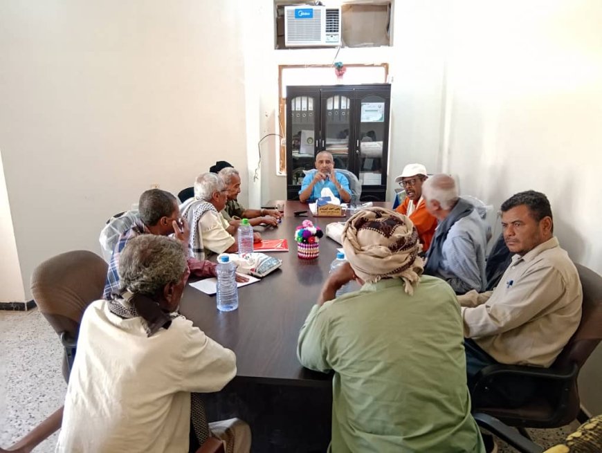 بإشراف ورئاسة مدير عام الشؤون الاجتماعية.. الهيئة التنفيذية للجمعية التعاونية لتسويق المنتجات الزراعية والخدمات بأبين تعقد اجتماعها الدوري