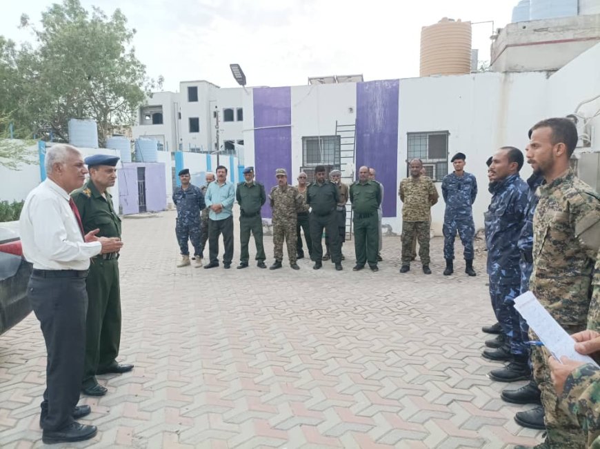 مدير التوجيه بشرطة العاصمة عدن: أمامنا تحديات كبيرة وعلينا تطوير الأداء الأمني ورفع مستوى الجاهزية القصوى لمواجهتها