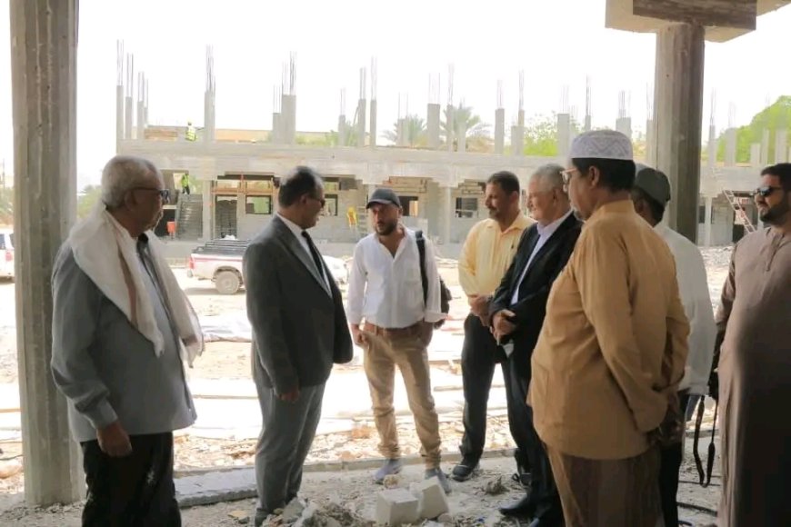وكيل محافظة حضرموت لشؤون مديريات الوادي والصحراء يتفقد سير العمل بمشروع المبنى الجديد لثانوية الصبان بسيئون