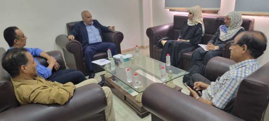 البيشي و الكازمي يناقشان سبل التعاون المشترك بين مكتبي الصحة والإعلام في عدن