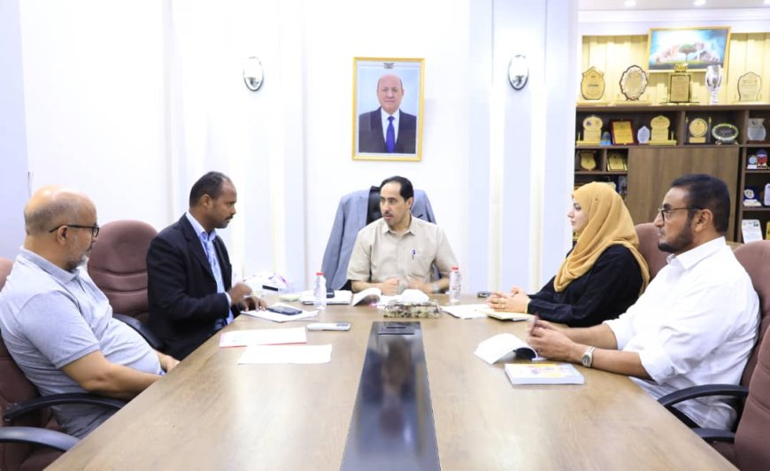 وزير الشباب والرياضة يوجه بتنشيط لعبة سباق الحمام الزاجل