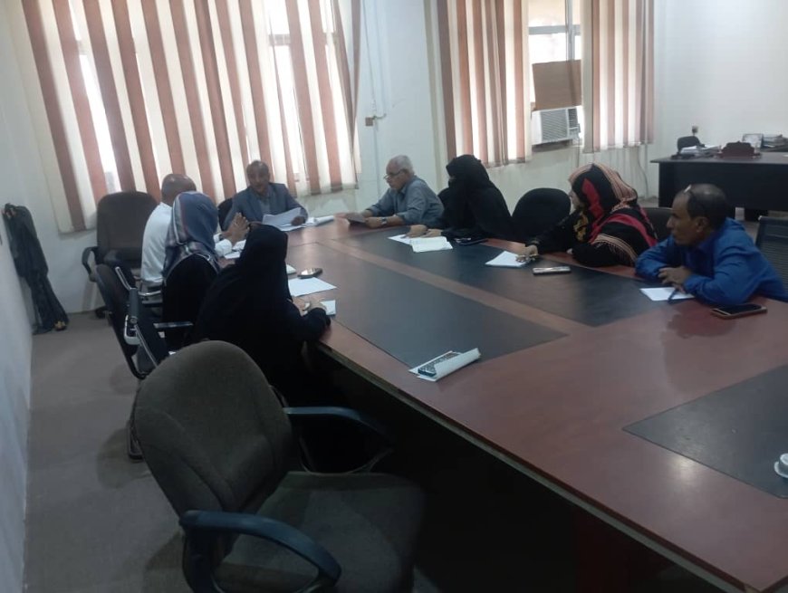 إجتماع تنسيقي بين وزارة الزراعة والصناعة والتجارة لبحث تسعيرة المنتجات الزراعية في عدن