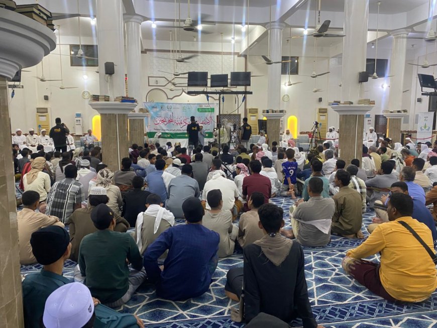 وكيل حضرموت الجيلاني يكرم خريجي الدكتوراة والمراكز العلمية وأوائل البرامج والدورات الصيفية