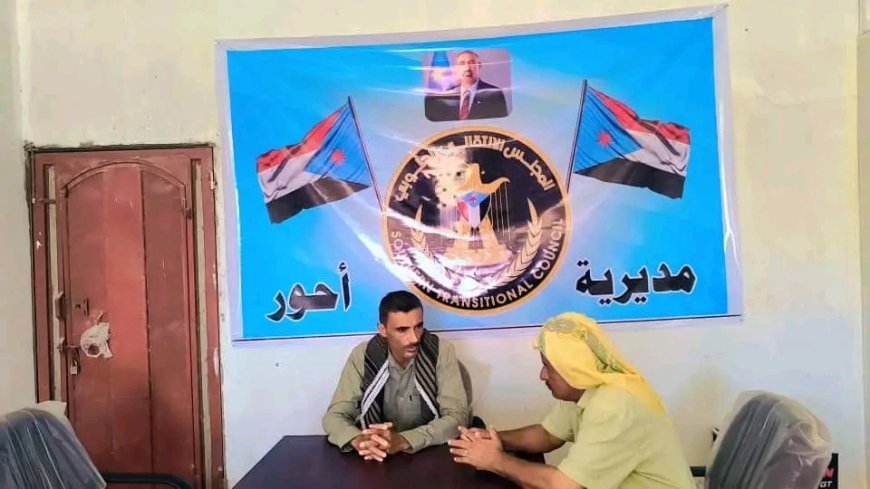 رئيس تنفيذية انتقالي أحور يلتقي مدير مكتب الزراعة والري بالمديرية لمناقشة قضايا المزارعين