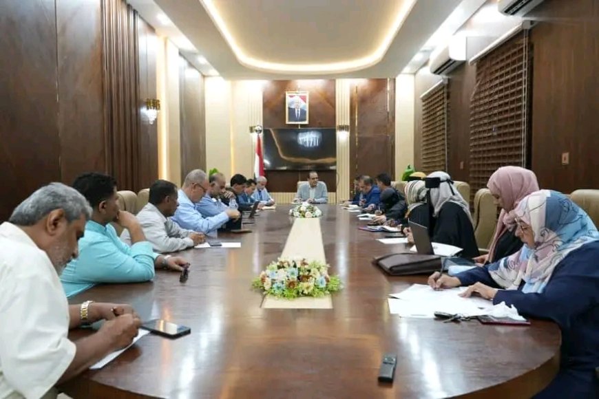وزير الصحة يترأس اجتماعين للطوارئ الصحية ومشروع التأهب والاستجابة للاوبئة