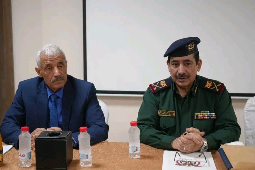 وزير الداخلية يلتقي اللجنة العسكرية والأمنية بالعاصمة عدن