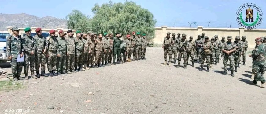 العميد الربيعي يزور حزام يافع ويُشيد بجاهزيته القتالية وإنجازاته الأمنية