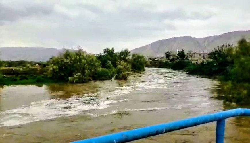 مزارعو غرب دلتا أبين يناشدون.. أراضينا محرومة من مياه السيول منذ 20 عاماً والسبب عجز إدارة الري عن تهيئة الأعبار ورفع العقم الترابية!