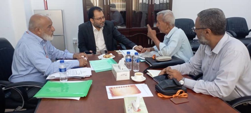 الكاف يلتقي قيادة الجمعية الوطنية للبحث العلمي ويبحث سُبل دعم مشاريع التنمية بعد كارثة السيول