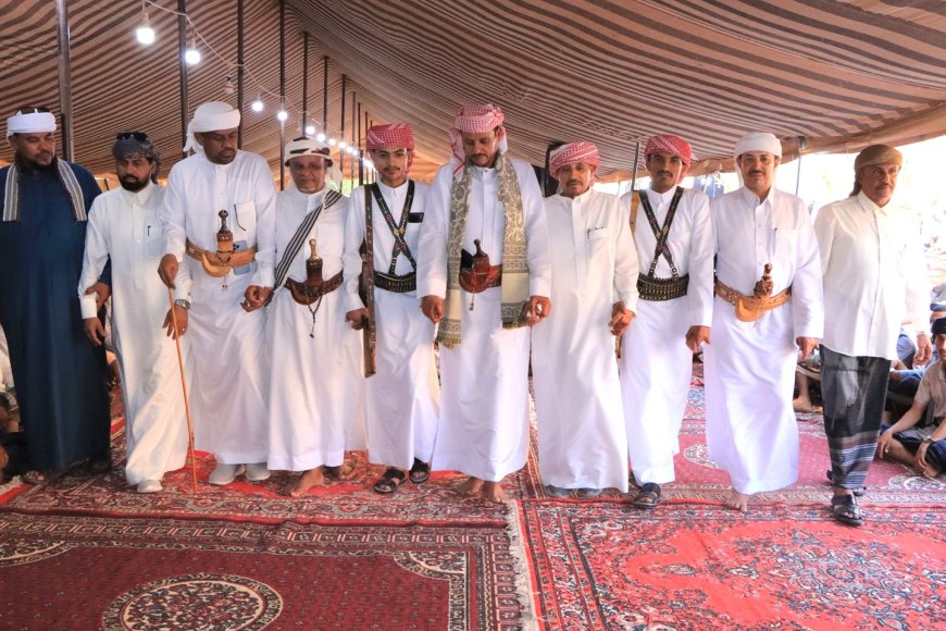 الأستاذ الشيخ محمد عوض العامري يحتفي بزواج أبنائه البراء وأحمد