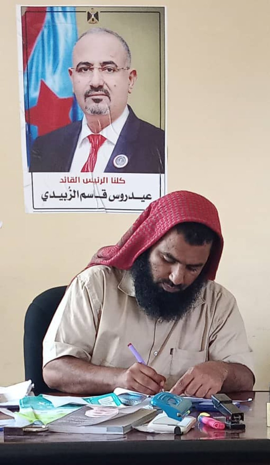 النقيب فضل المغرمي.. بوجود القائد أبو الخطاب الحوشبي ستبقى المسيمير نموذجًا للأمن ولن نتهاون مع الظواهر الدخيلة
