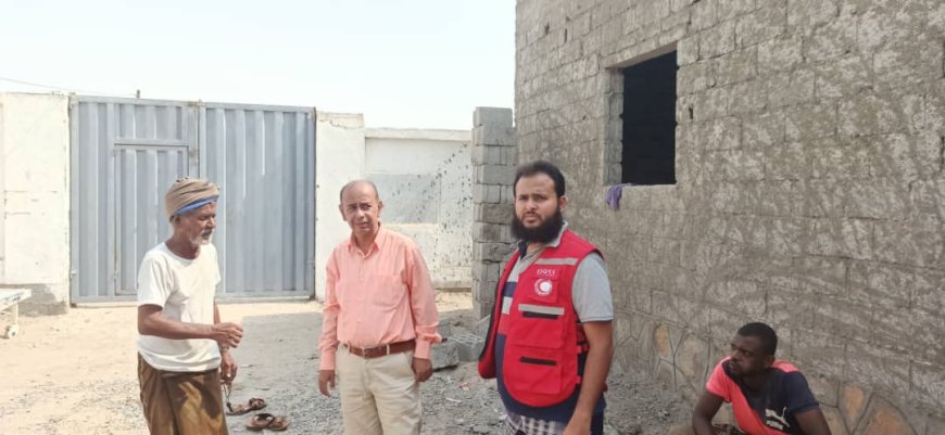 مدير عام زنجبار يطّلع على الأعمال الإنشائية لغرفة الطوارئ التوليدية بالوحدة الصحية الشيخ سالم