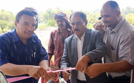 محافظ الضالع يفتتح وحدة صحية في منطقة السرافي ويتفقد سير العمل في المركز الصحي بالجليلة