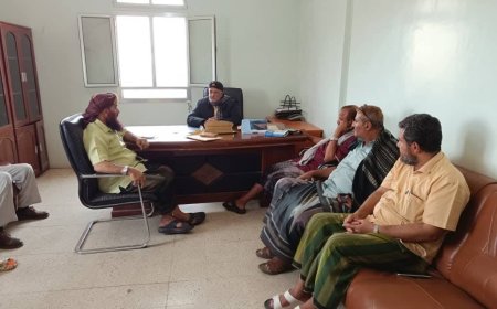 لقاء بين نيابة استئناف م لحج وقائد الحملة الأمنية المشتركة لتعزيز أوجه التعاون والتنسيق المشترك