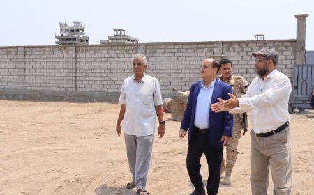 مدير عام دارسعد يتفقد سير العمل ومستوى الانجاز في عددا من المشاريع بمنطقة بئر فضل