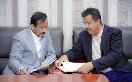 مدير عام رضوم يشيد بدور المحافظ ابن الوزير لإنشاء محطة كهرباء غازية بالمديرية