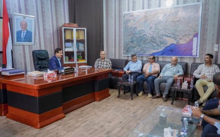 محافظ شبوة يناقش الاستعدادات النهائية لتشغيل مطار عتق الدولي والخطط القادمة لاستئناف الرحلات الجوية