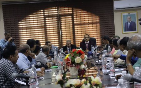 فريق التوجيه والرقابة الرئاسية يشارك في  اجتماع المكتب التنفيذي في محافظة لحج