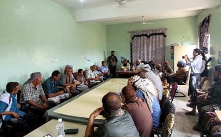 لحج تستعرض أولويات طور الباحة في اجتماع موسع لتعزيز الأمن والتنمية