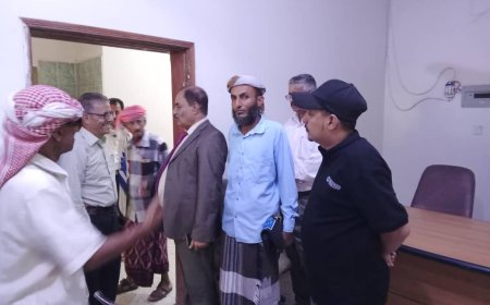 محافظ الضالع يؤكد على ضرورة الإسراع في محاكمة قتلة الطفل "عبد الرحمن" وإنزال أشد العقوبات على المتورطين