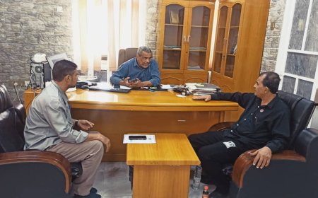 انتقالي أبين يناقش مع إدارة فرع البنك المركزي بالمحافظة الإجراءات القانونية تجاه المتلاعبين بأسعار الصرف