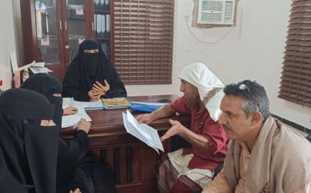 بتوجيهات من مدير مكتب التربية بلحج.. اللجنة المالية تزور عددا من مدارس التعليم الأهلي