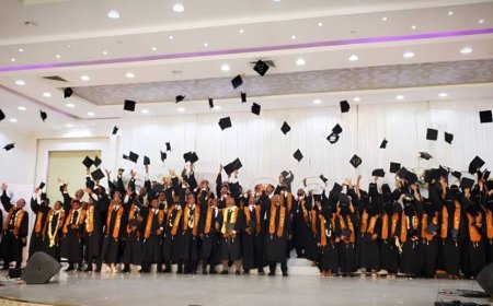 المكلا تحتضن تخرج دفعة "سفراء النجاح" من جامعة الأندلس