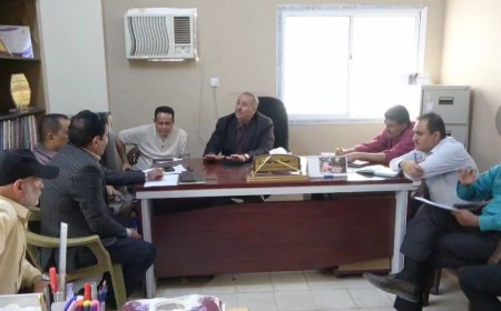 فريق التوجيه والرقابة الرئاسي ينفذ نزول إلى مكتب التجارة والصناعة في محافظة لحج للاطلاع على جهود عمله